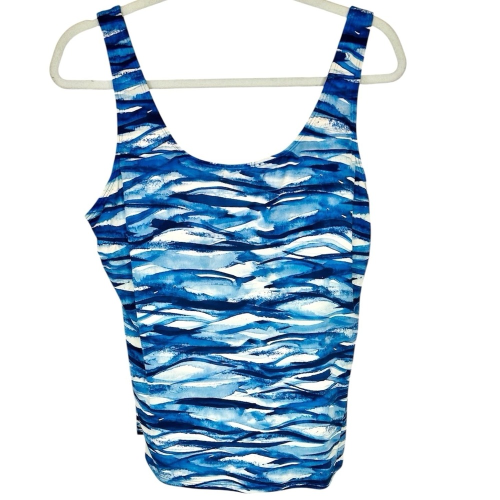 LL Bean Tankini Top 16 Swimsuit Blue Wave Shelf Bra Wireless Swim Beach UPF 50+